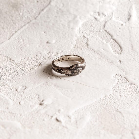 Bague Argent Massif 925 Ancienne - Style Jonc Alliance Avec Motif Chien - Taille 50