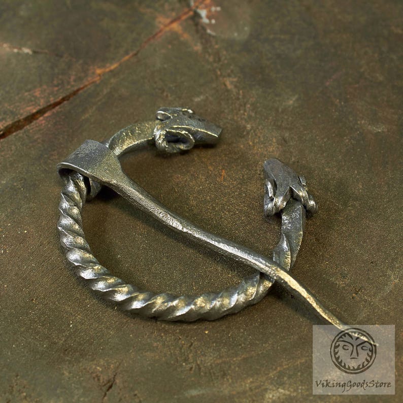 Penannular Cloak Pin Cloak Clasp Viking Brooch Fibula Etsy