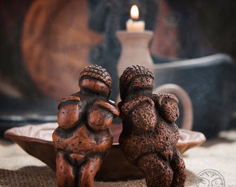 Handmade Ceramic Venus of Willendorf Figurine, Paleolithic Fertility Symbol