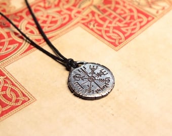 Ciondolo Vegvisir in argento sterling, collana con bussola vichinga Wayfinder
