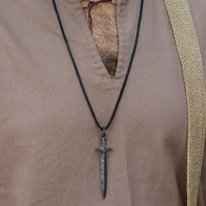 Handgeschmiedeter Schwert-Anhänger, Mittelalterliches Schwert-Amulett Bild 4
