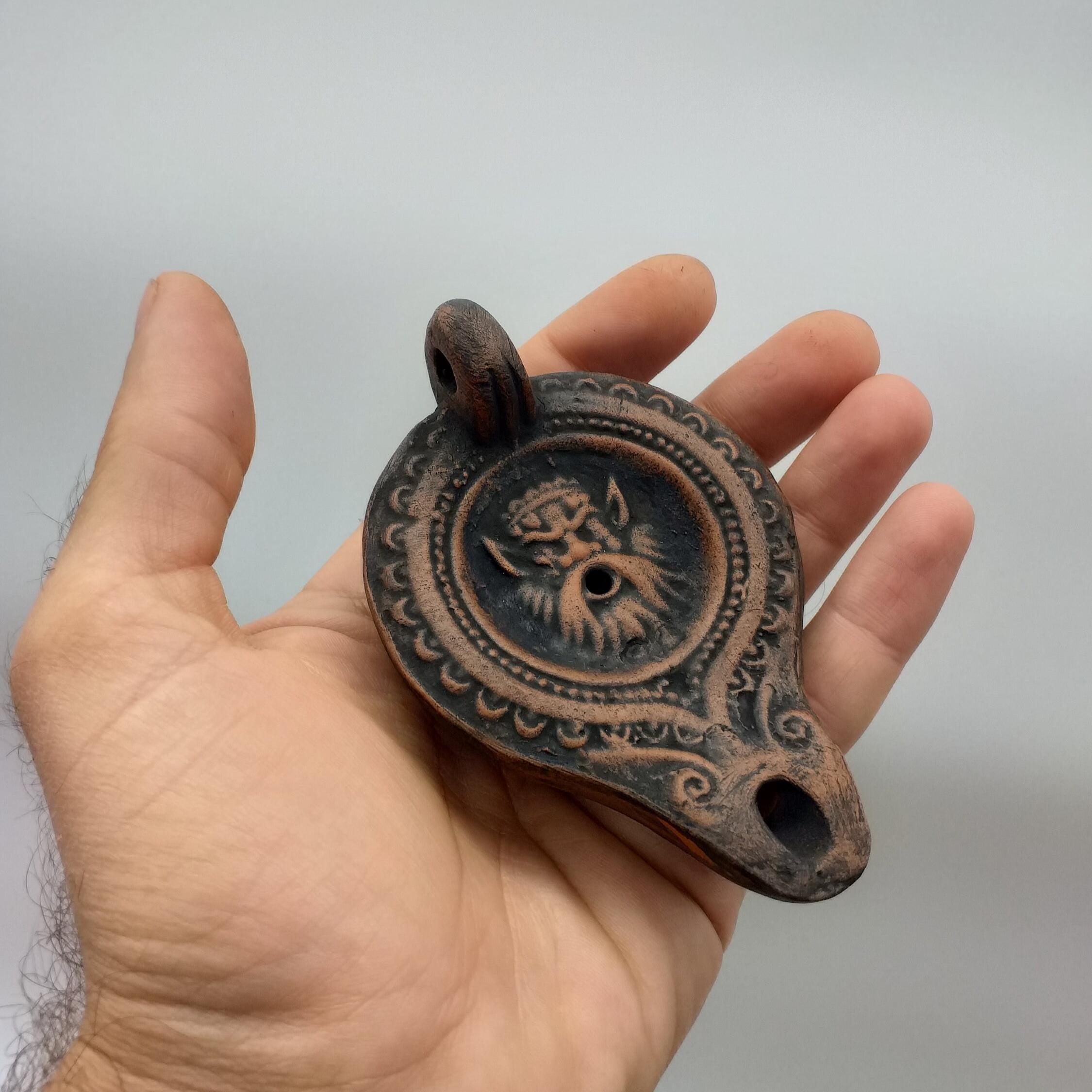 古代ギリシャ風、シレノス付き手作りローマ陶器オイルランプ - Etsy 日本
