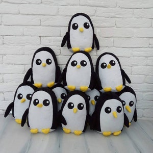 Gunter-Plüschtier, Pinguin, Plüschpinguin, handgefertigtes Spielzeug, Geschenk für Pinguinliebhaber, Textilspielzeug-Pinguin, Pinguingeschenk