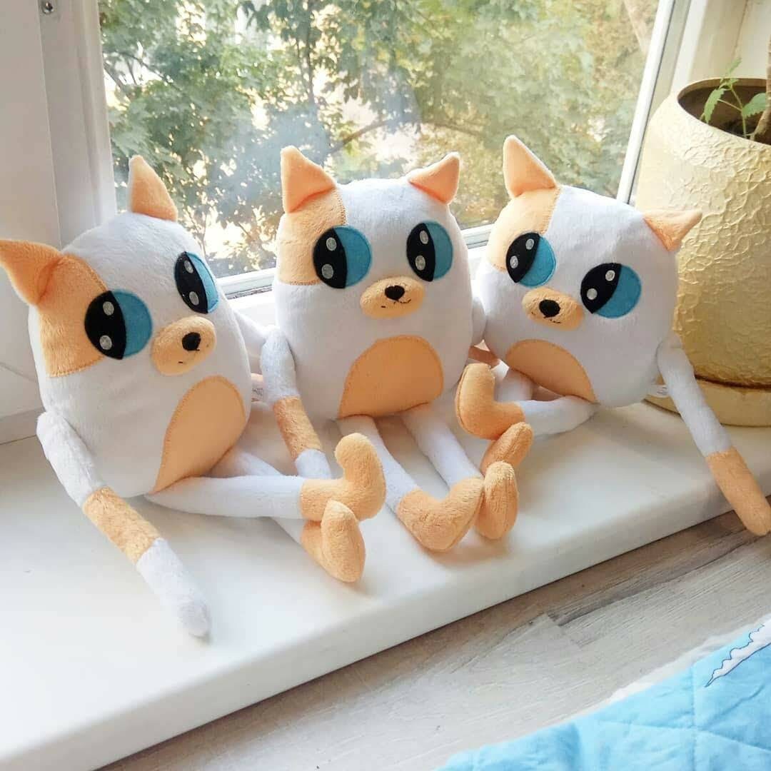 plush cat