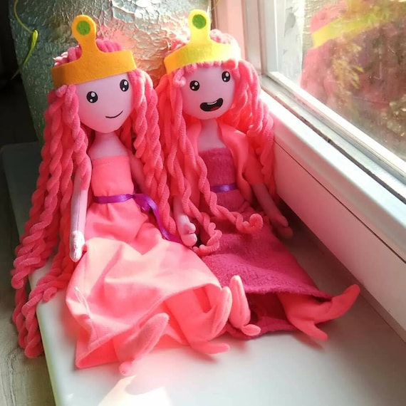 Poupée princesse, jouet Bubblegum, poupée textile, Bubblegum, poupée  Artisan, poupée Bubble, poupée kawaii, peluche Bubblegum Princess, poupée  d'intérieur, poupée -  France