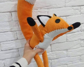 キツネ、ぬいぐるみのキツネ、小さなキツネ、ぬいぐるみ、手作りのキツネ、かわいい、手作り、ウクライナを応援する