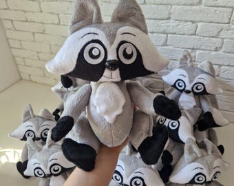 Peluche Procione Realistico Carino &ndash; Mini Decorazione Animale Sotto 15 Cm, Regalo