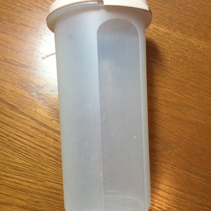 Vintage Tupperware Modular Mate with Tan Lid 1641-22