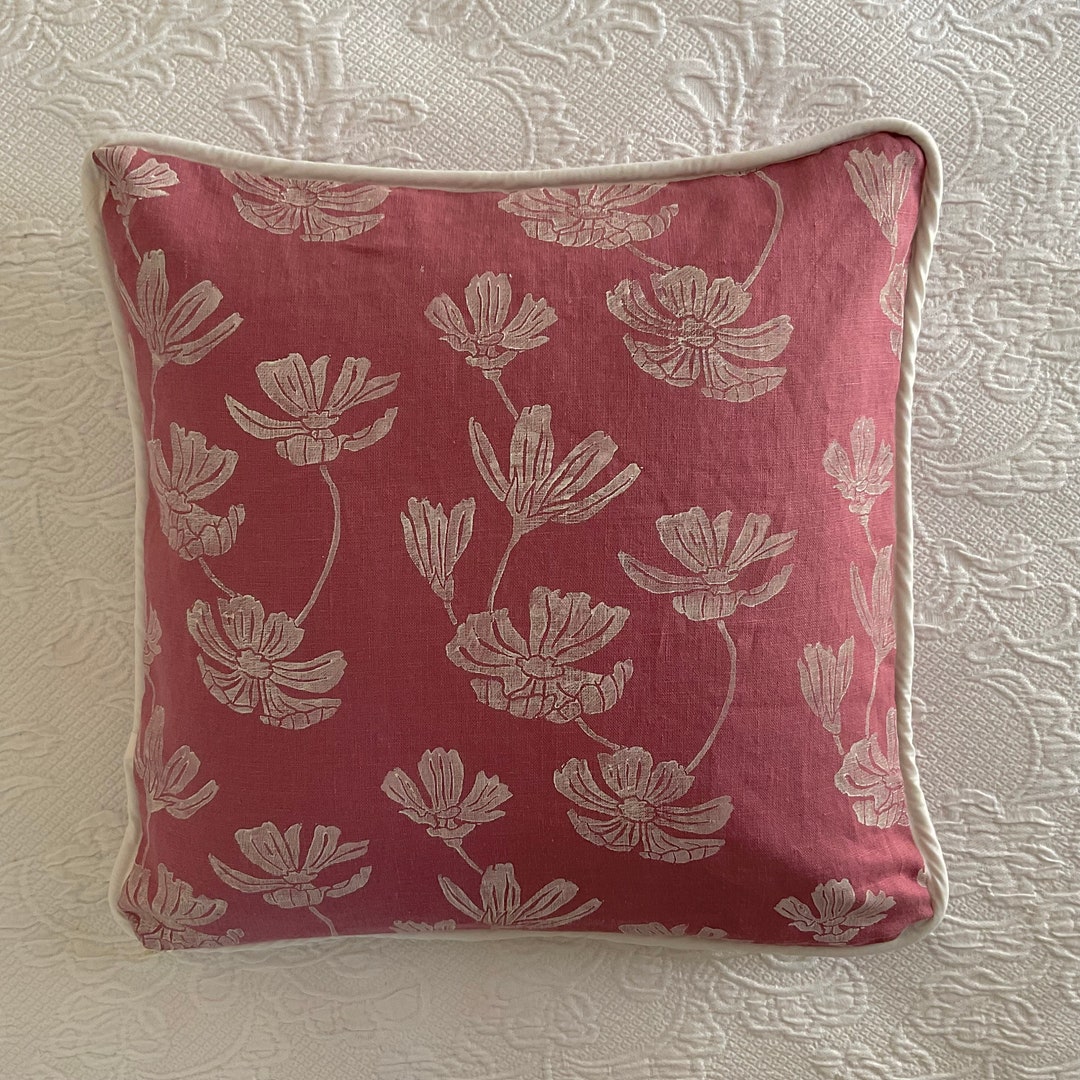Block Printed Dusty Rose Pillow Cover. Handprinted Floral Linen