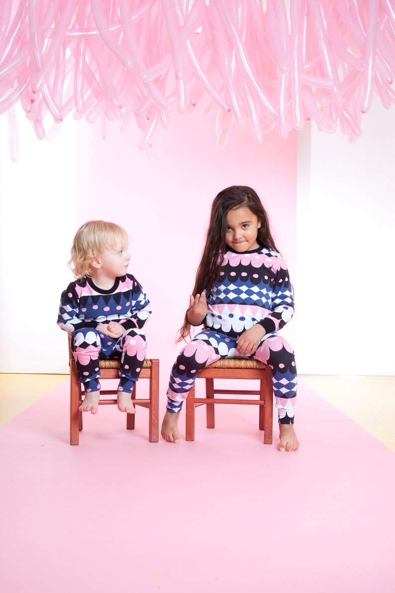 Pink /& Blue Children/'s Organic Cotton Lightweight Sweater and Harem Leggings Set