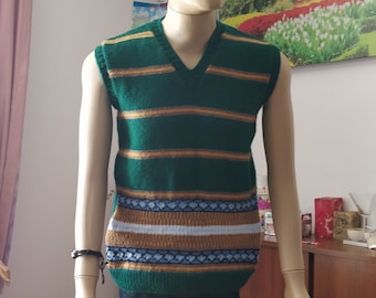 Hand Knit Men's Wool Blend Sweater Vest: Sleeveless Pullover