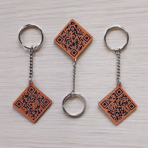 Double Sided Keyring Custom QR Code, Laser Engraved Keychains, 30mm QR Keyring, Laser Engraved Locker, Instagram, Facebook, Twitter, TikTok