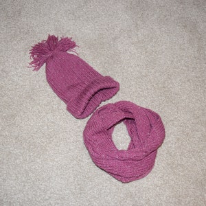 Hand knitted Hat and Scarf, Women's winter set, Girl's winter set, Purple hat and scarf, Gift set, Premium Acrylic Yarn