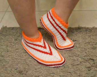 Hand Knitted Acrylic Yarn Slippers: Warm Indoor Comfort Socks
