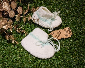 Botines de bebé de punto a mano, ropa de bebé, calentadores de piernas unisex para bebés, calcetines caseros de invierno, tamaño: 0-3 meses, de hilo de acrílico premium