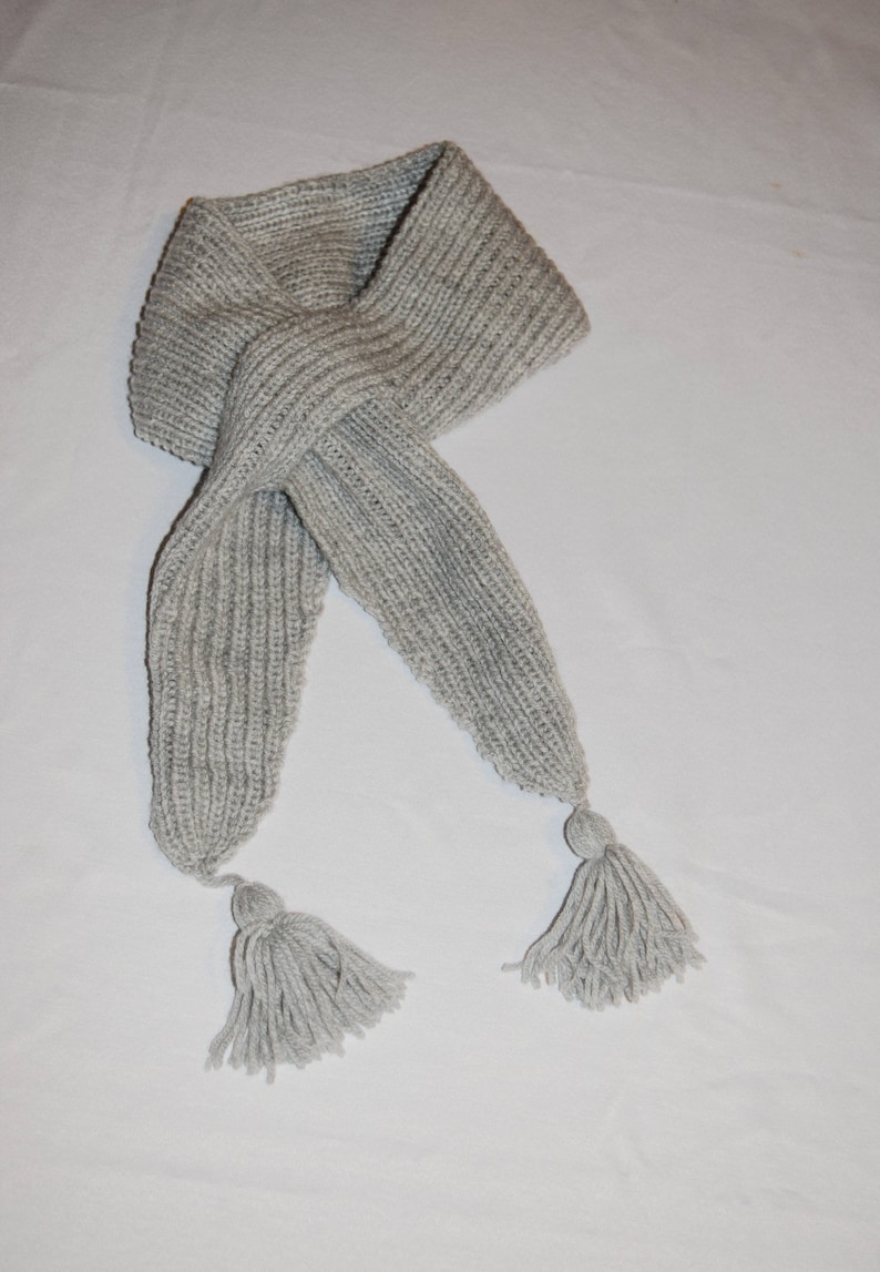Girls Grey Premium Acrylic Yarn Toddler Size 6 Birth gift Gift Hand knitted Hat and Scarf Infant Children/'s fashion