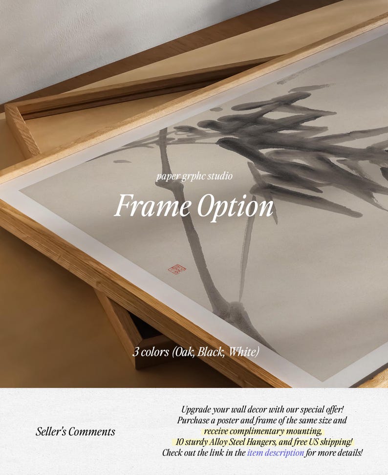 Puede incluir: Una obra de arte enmarcada con una pintura minimalista en tinta china en tonos grises y negros. El marco es de madera de color claro. El texto en la obra de arte dice "Frame Option" y "3 colores (Oak, Black, White)".