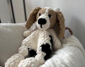 Peluche all'uncinetto per cani Beagle – Handmade Snuggle Buddy