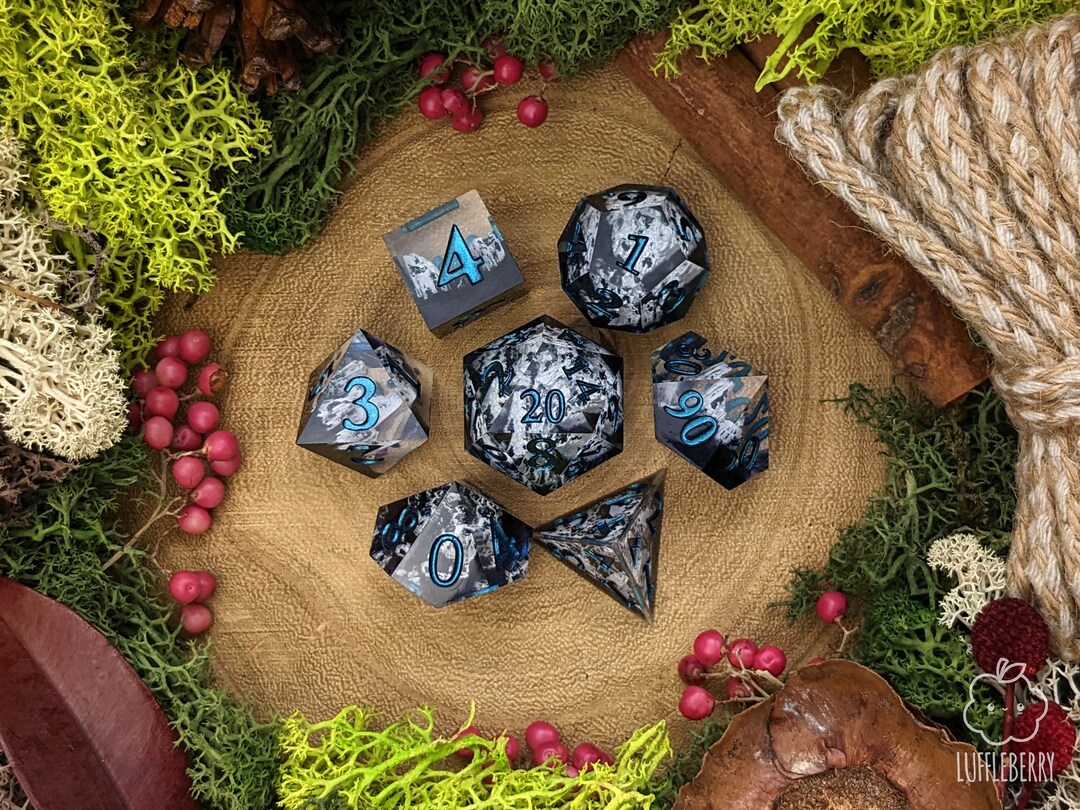 Snowy Mountains Sharp Edge Resin Dice Set D&amp;D Dice Gift - Etsy