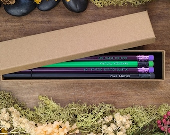 Tovenaar | D&D Class potloodcadeauset | Potlodenset voor 4 met doos | Dungeons and Dragons-cadeau | Pathfinder, Dungeons and Dragons, tafelspellen