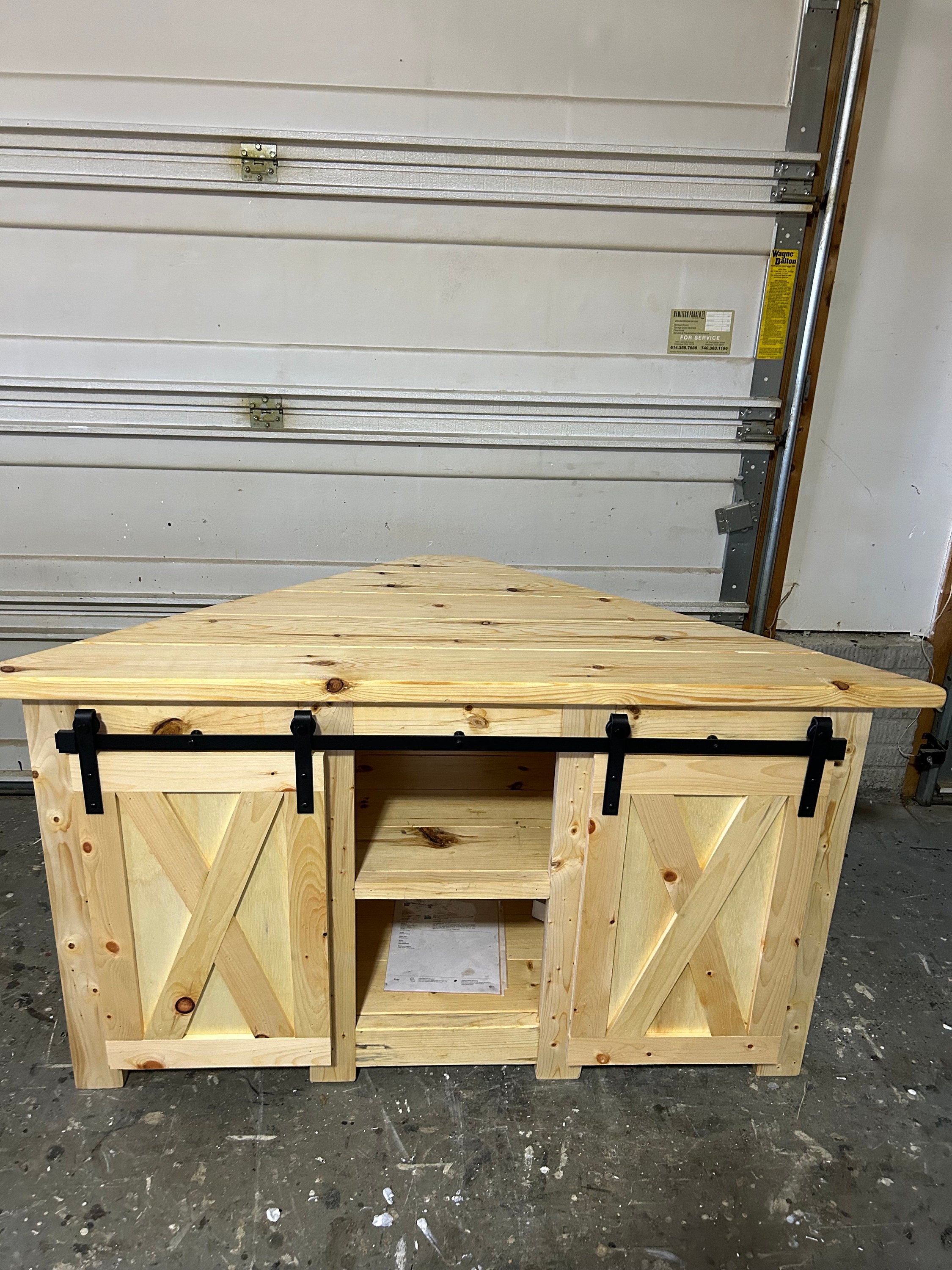 Corner tv on sale stand barn door