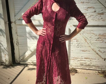 maroon dress with lace sleeves