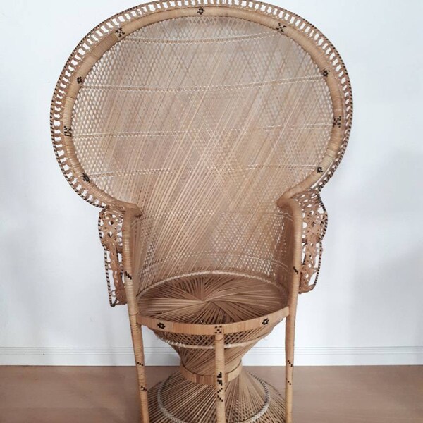 Vintage Rattan Peacock Chair Shipment only EU countries RESERVED