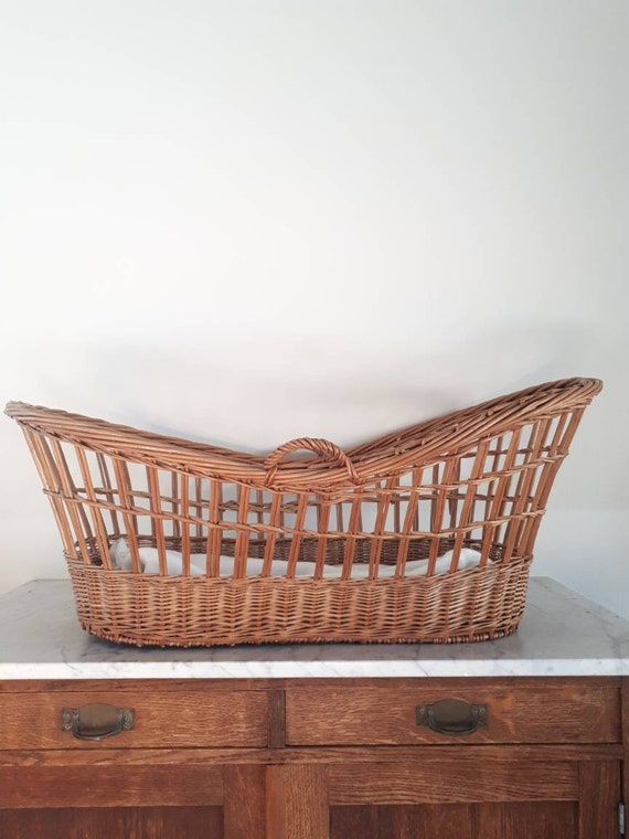 moses basket in french
