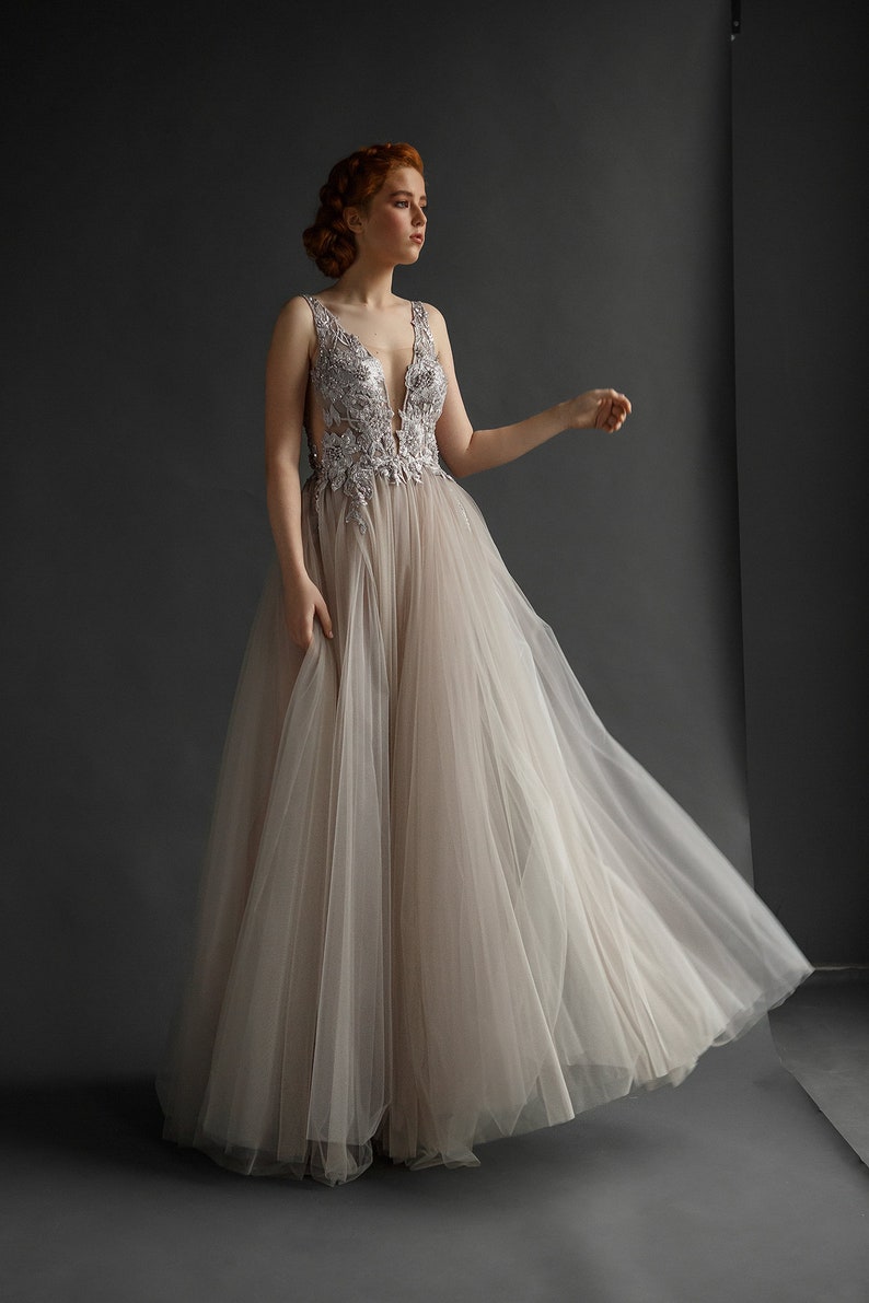 Grey wedding dress//AURORA/Tulle wedding dressbohemian | Etsy