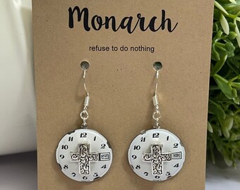 Vintage watchface earring with cross