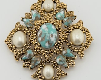 Signed Sarah Coventry 1960s Gold Tone Brooch Pendant – Faux Pearls, Turquoise Cabochons