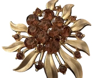 Vintage Signed Crown Trifari Brooch – Brushed Gold Tone Amber Rhinestone Crystals