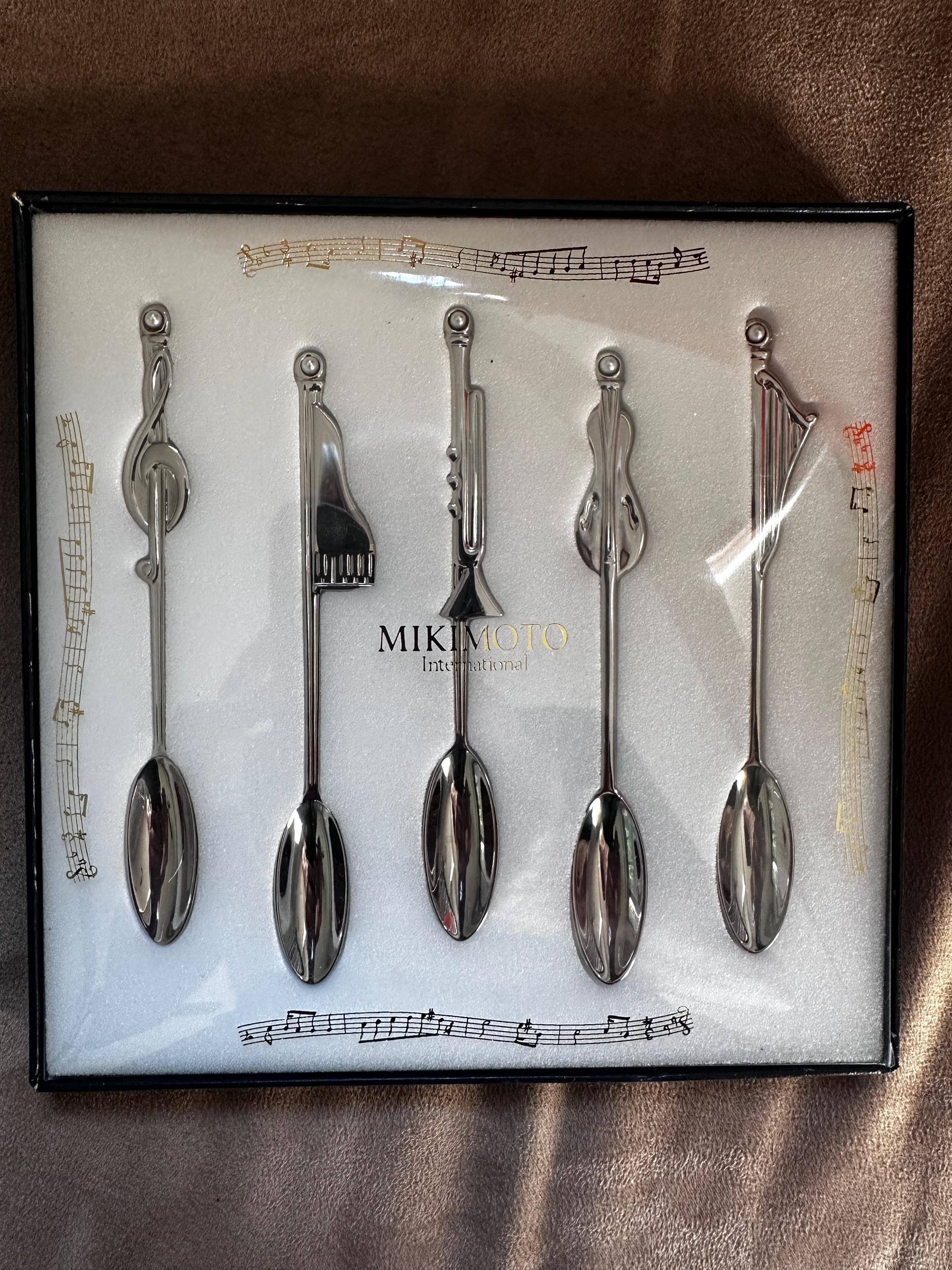 Vintage Mikimoto International Silverplate Coffee Spoons W
