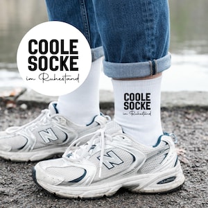 Coole Socke im Ruhestand, Ruhestand Geschenk,  Rentner Socken, Abschied Kollegen, Geschenk zum Renteneintritt, Geschenk zur Rente