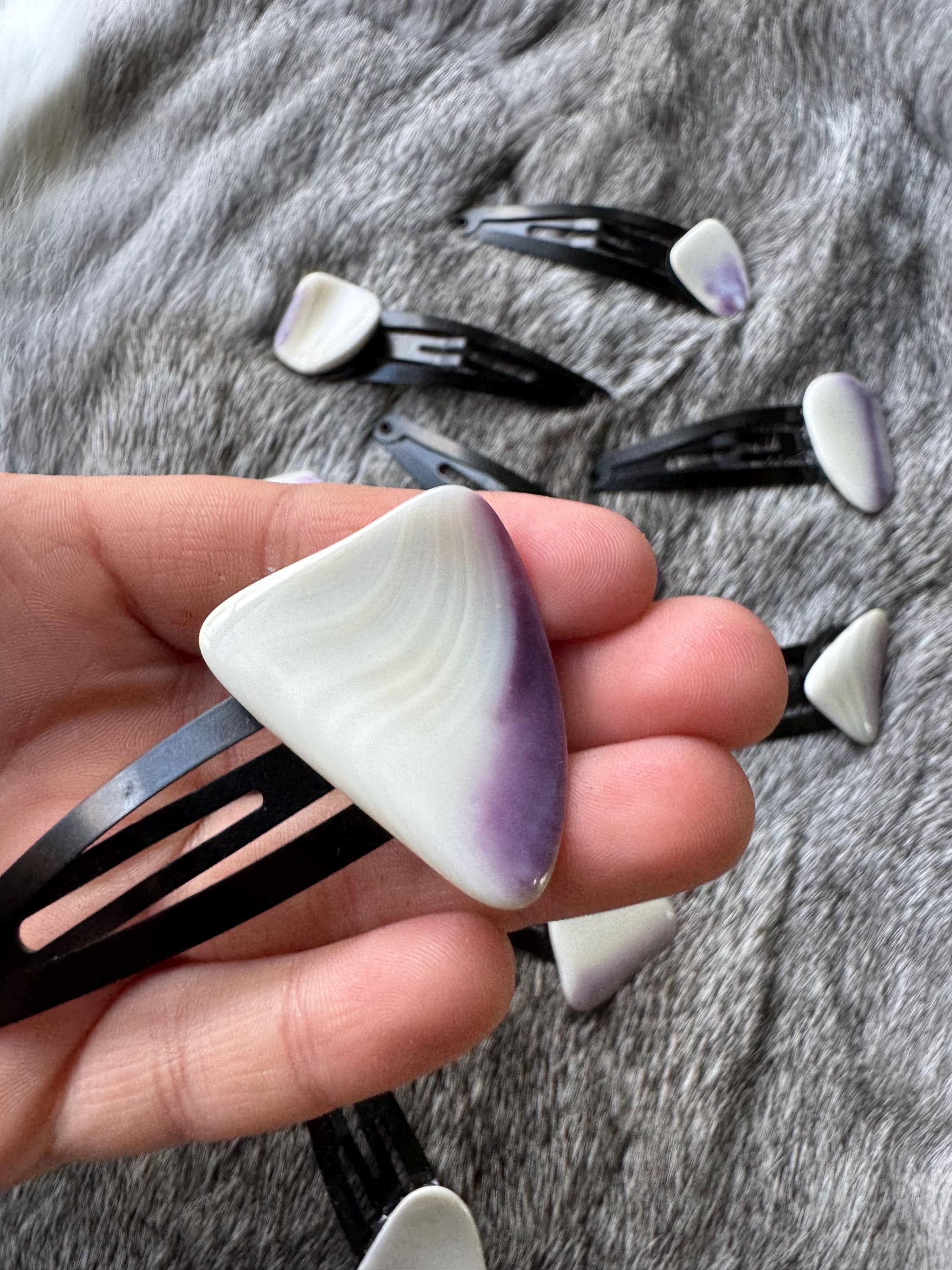 Tumbled Wampum Snap Barrettes / Wampum Hair Clips - Etsy display picture 1