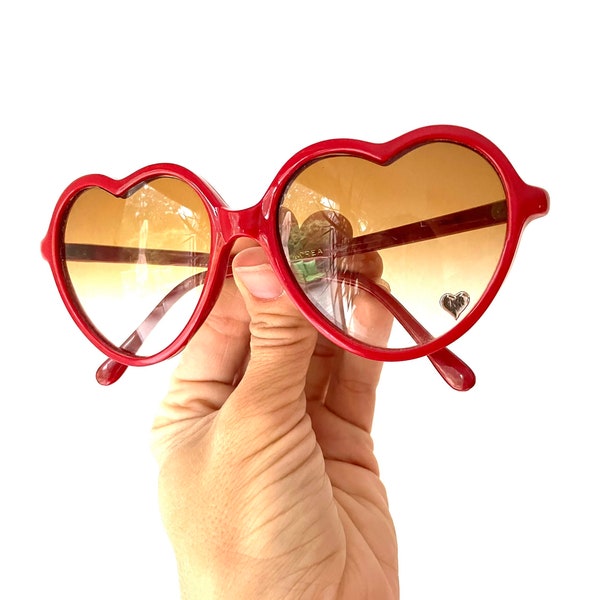 Vintage Red Heart Sunglasses