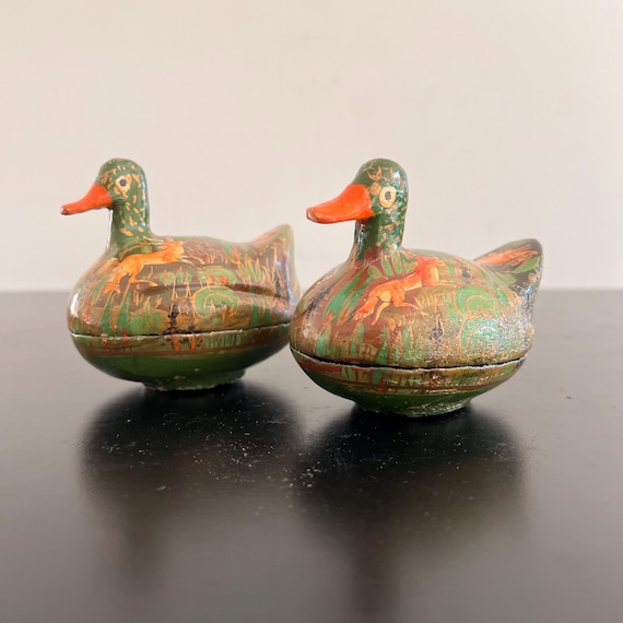 カシミール紙張り子 手作り、手描き カシミール紙張り子 手作り、手描き