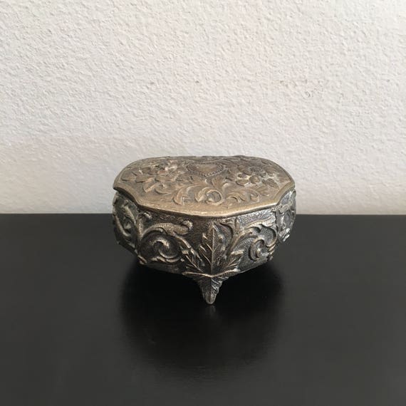 Vintage Pewter Set 4 Trinket Jewelry Pill Box Pin Brooch Stud Pierced Earrings Pendant Charm Necklace Chain Raised Relief Flower Design 3575