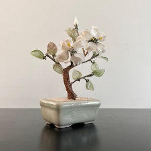 Vintage,Jade Tree,Tree Figurine,Chinoiserie Decor,Asian Interiors,Home Decor,Quartz Tree,Bonsai Tree,Chinese Tree Figurine