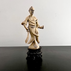 Vintage,Chinese Figurine,Oriental Decor,Asian Interiors,Chinese Man,Chinese Warrior,Home Decor,Chinese Statue