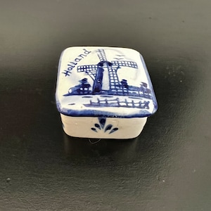 Vintage,Delft Box,Delft Blue Porcelain Box,Dutch Porcelain,Ring Box,Blue And White,Windmill,Small Delft Box