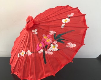 Vintage,Chinese Parasol,Chinese Umbrella,Oriental  Decor,Asian Interiors,Ref Parasol,Hand Painted Parasol