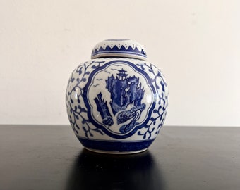 Vintage Chinoiserie Ginger Jar: Blue and White Floral Porcelain Decor