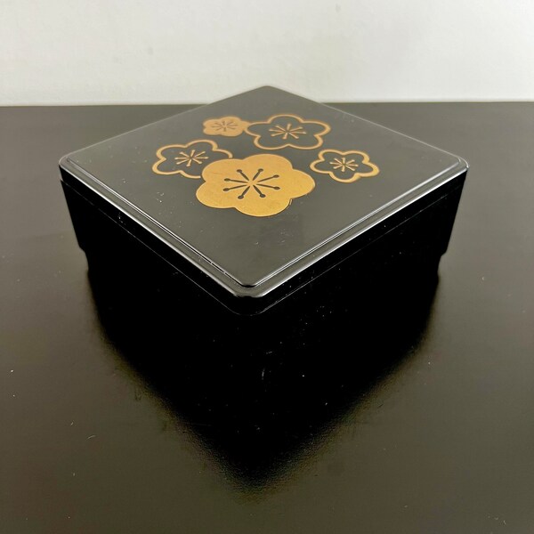 Vintage,Japanese Box,Lacquerware Box,,Japanese Interiors,Japanese Gift,Black And Gold,Trinket Box,,Jewelry Box,Sushi Box