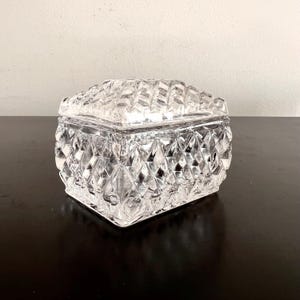 Vintage,Glass Trinket Box,Diamond Cut Glass,Dresser Box,Jewelry Box,Clear Glass Box,Glassware,Jewelry Storage