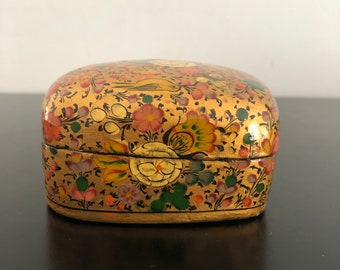 Vintage,Kashmiri Trinket Box,Kashmiri Box,Indian Box,Floral Box,Paper Mache Box,Bohemian Interiors,Boho Décor,Boho Gift