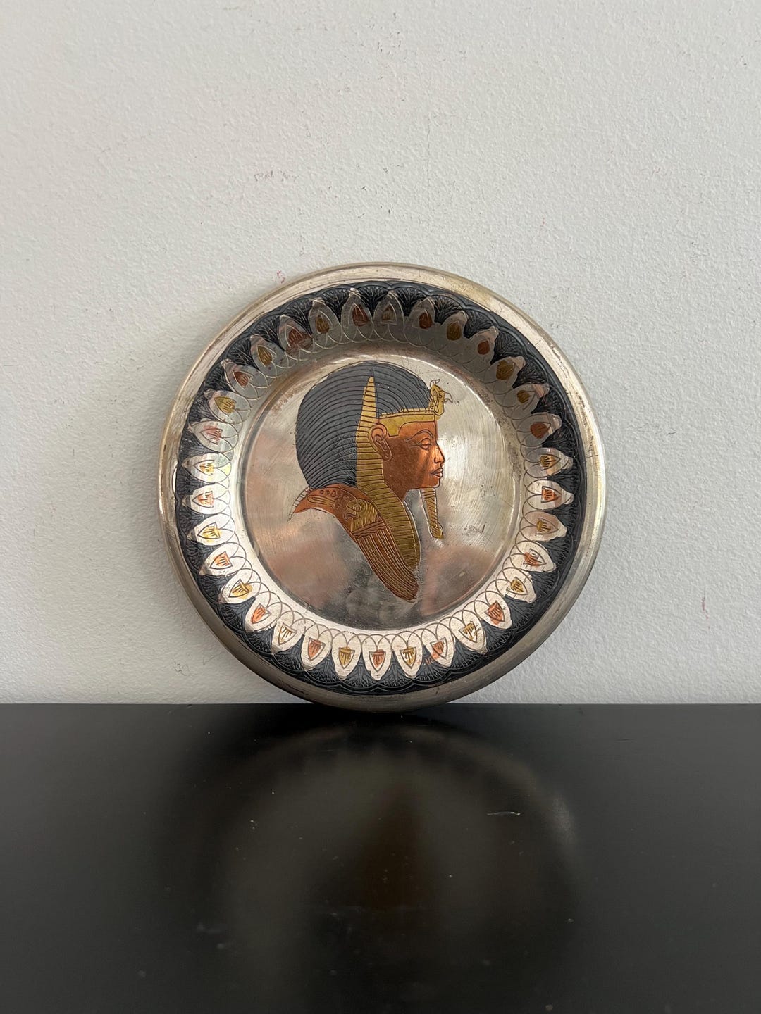 Vintage Nefertiti Metal Wall Plate - Egyptian Pharoh Decor - Etsy