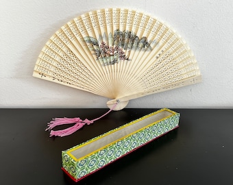 Vintage,Wooden Folding Fan,Wooden Hand Fan,Asian Fan,Asian Interiors,Chinoiserie,Fan