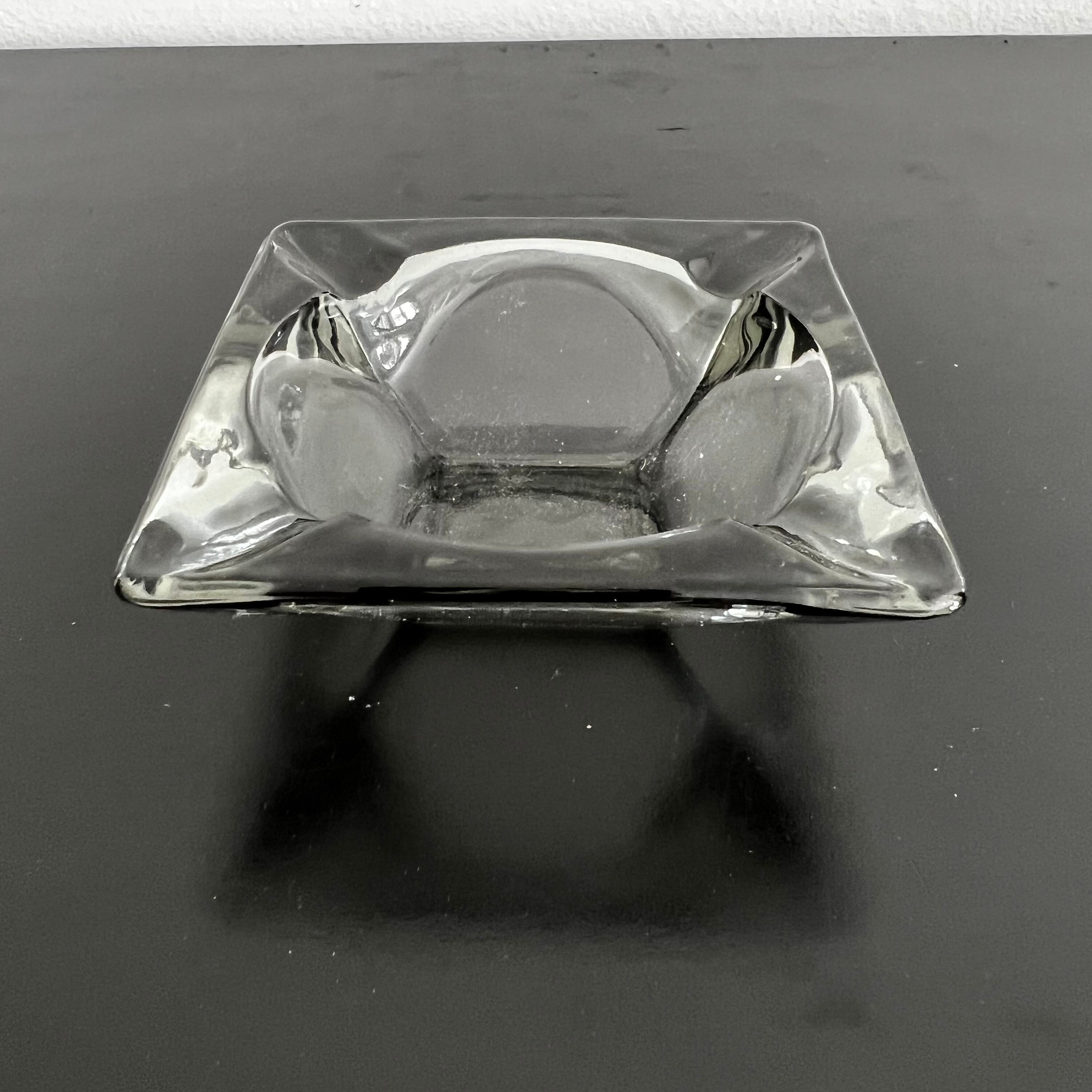 ヴィンテージグレーガラス灰皿：ミッドセンチュリーモダンレトロ