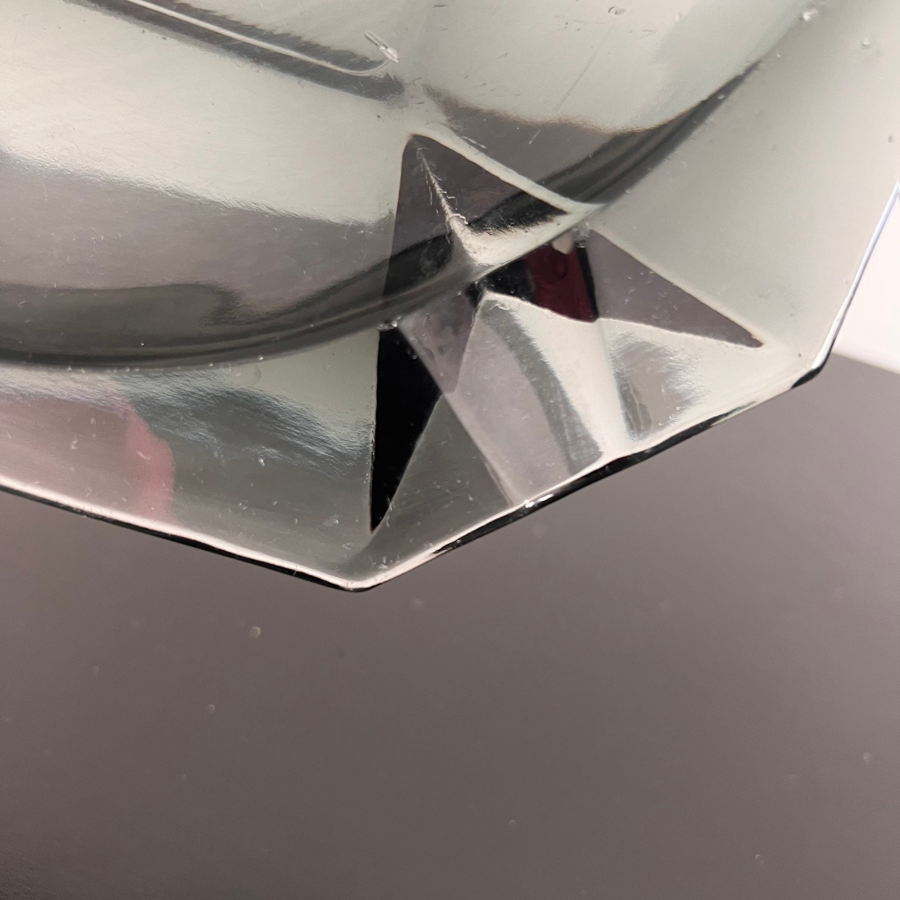 ヴィンテージの大型グレーガラス灰皿：ミッドセンチュリーモダン